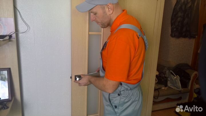 Двери межкомнатные с коробкой