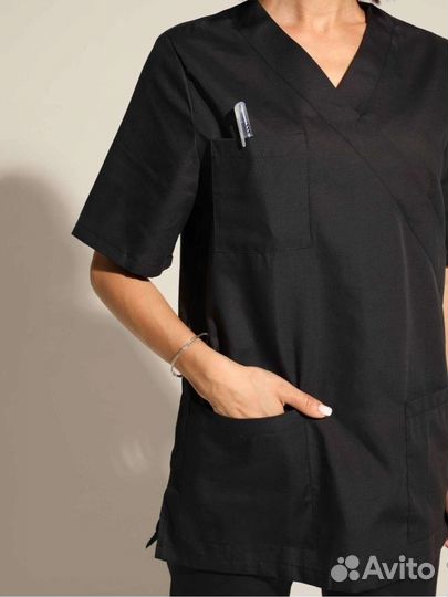 Медицинский костюм новый