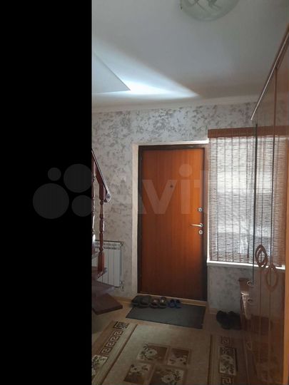 Дом 186 м² на участке 4 сот.