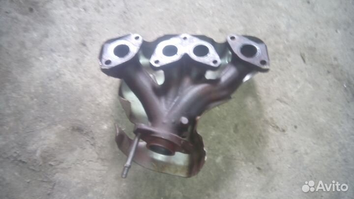 Коллектор выпускной Renault Logan Symbol Sandero