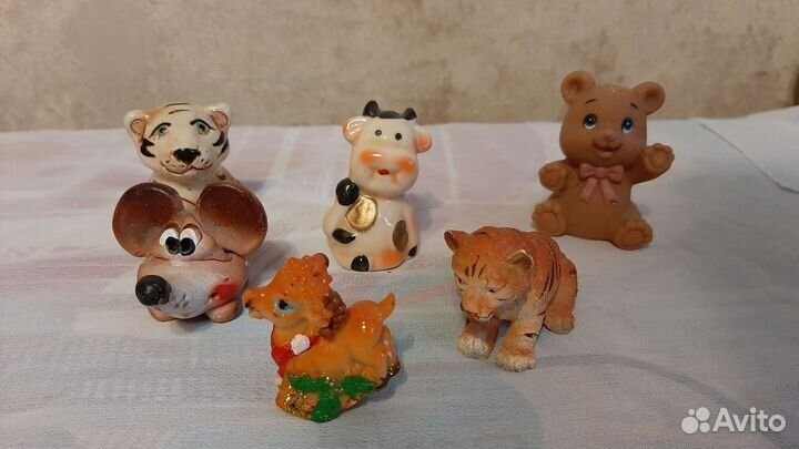 Фарфоровые статуэтки