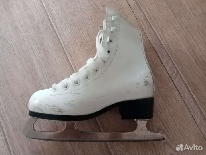 Коньки фигурные, Graf Montana, р. 30