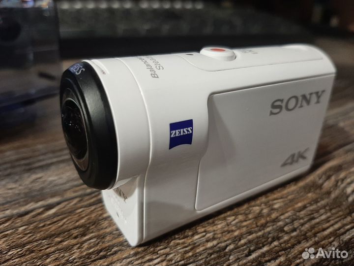 Sony 4K FDR-X300 (Экшн-камера)