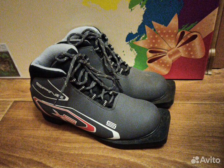 Лыжные ботинки детские