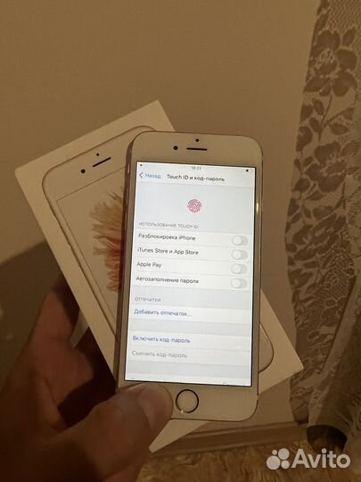 Телефон iPhone 6s 64gb