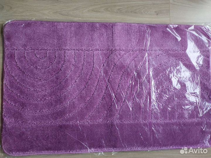 Коврики для ванной и туалета