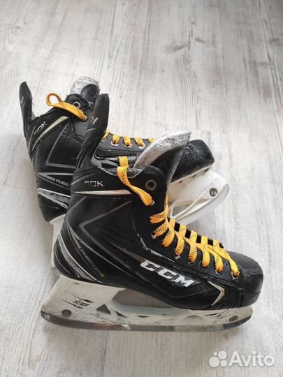 Хоккейные коньки CCM Ribcor 70K SR 7 EE