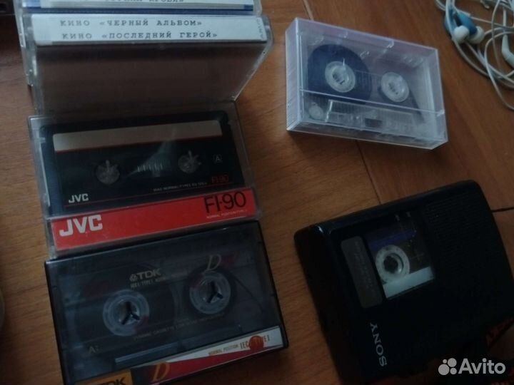 Кассетный диктофон Sony