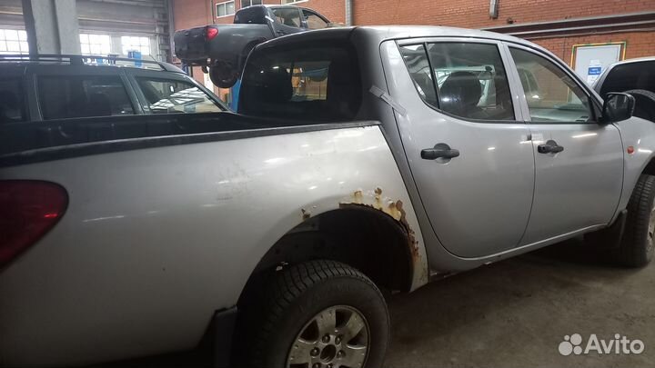 Mitsubishi L200 2.5 МТ, 2008, 611 112 км