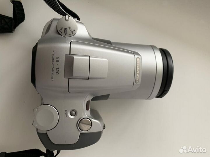 Пленочный фотоаппарат olympus is-500