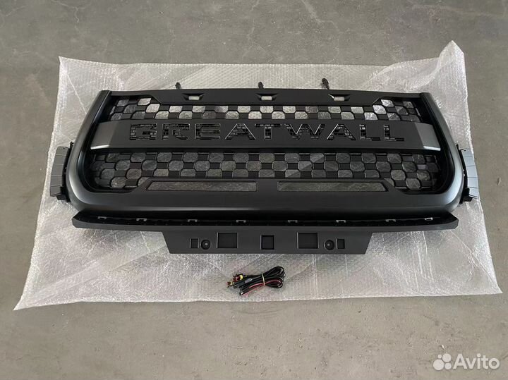 Решетка радиатора с ходовыми огнями для Great Wall