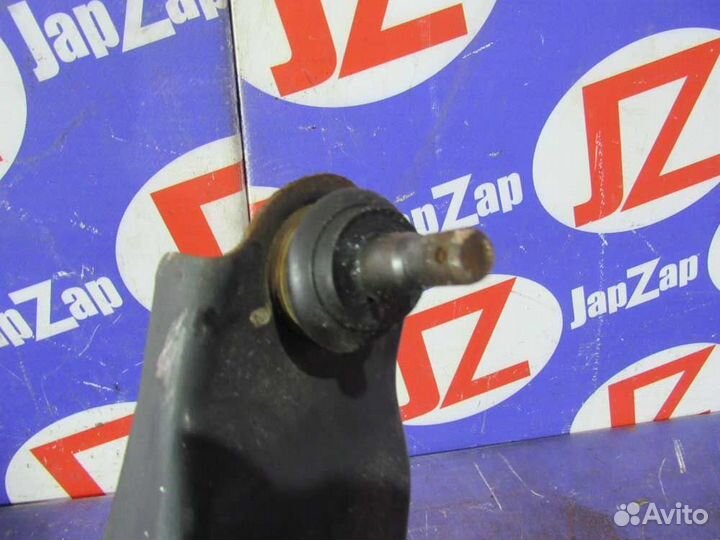 Рычаг Suzuki Swift ZC72S Перед Лево