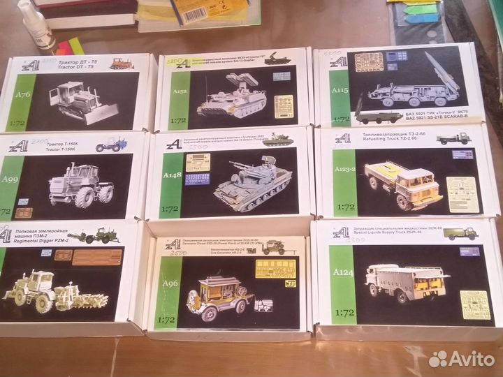 Модели для сборки автомашин и другой техники,1/72