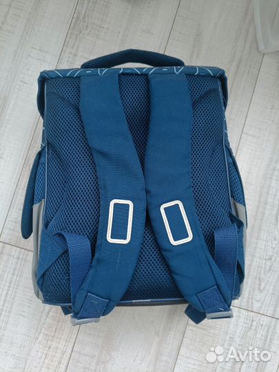 Портфель школьный