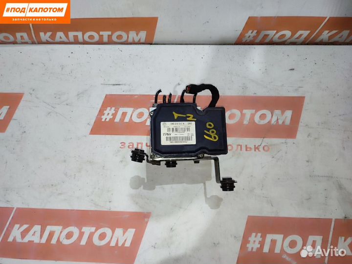 Блок ABS Volkswagen Tiguan 2010 5N0614517N