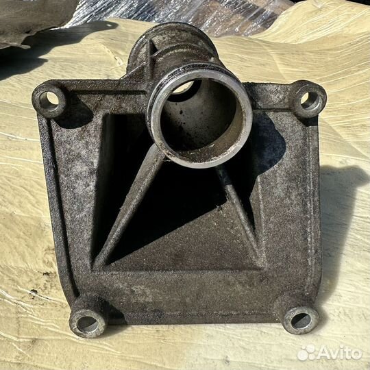 Опорный кронштейн BMW N57 31507600690