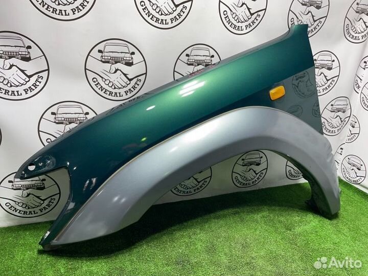 Крыло переднее левое Toyota Land Cruiser Prado