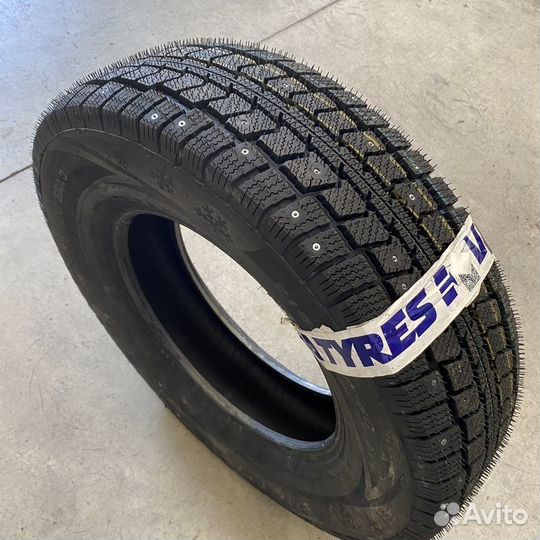 Viatti Vettore Inverno V-524 215/65 R15C 104R