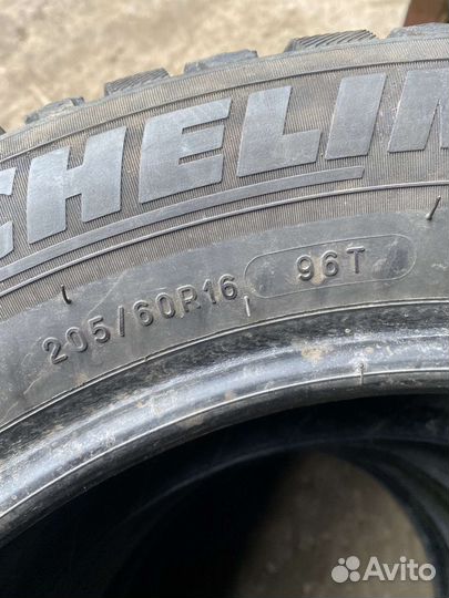 Michelin X-Ice North 3 205/60 R16