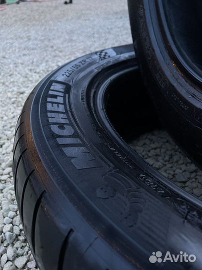 Michelin Pilot Sport 4 255/55 R17