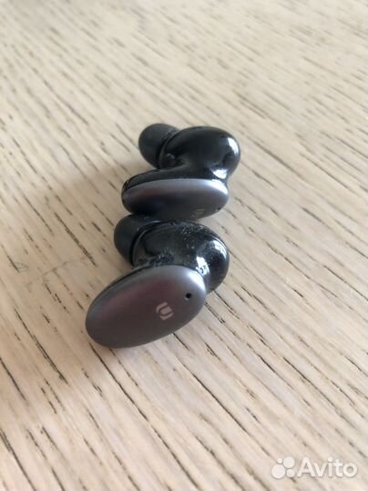 Беспроводные наушники