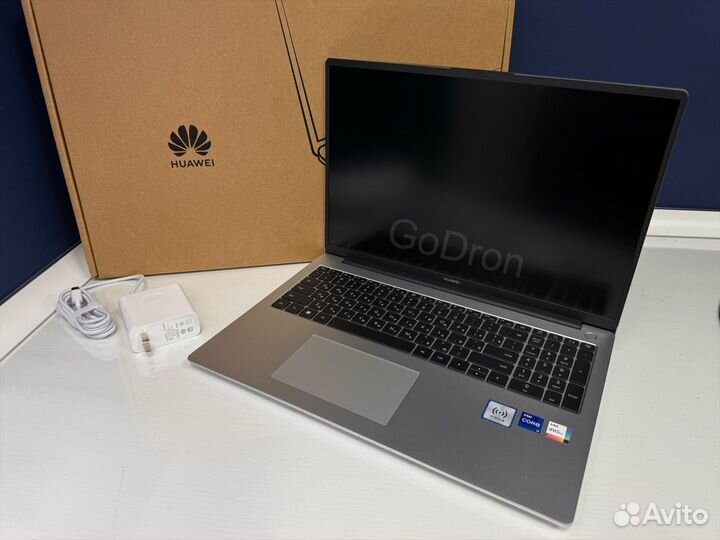 Ноутбук Huawei Matebook d16 i7 13700H 16GB 1TB