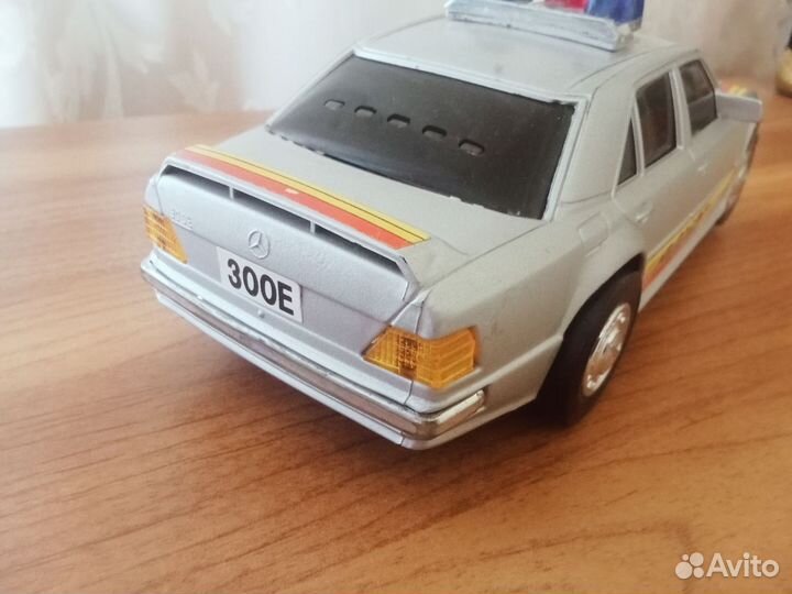 Mercedes Benz w124 300E