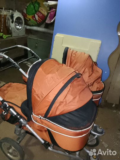 Коляска для двойняшек