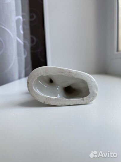 Фарфоровая статуэтка Мальчик с палкой