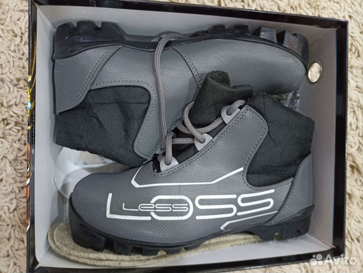 Лыжные ботинки