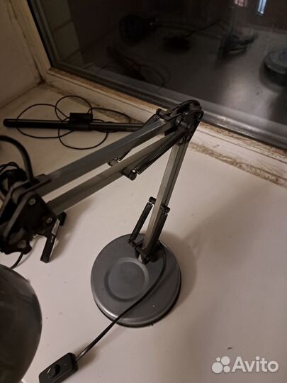 Лампа настольная