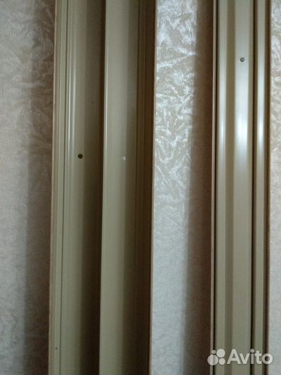 Комплект направляющих типа Командор для шкафа-купе