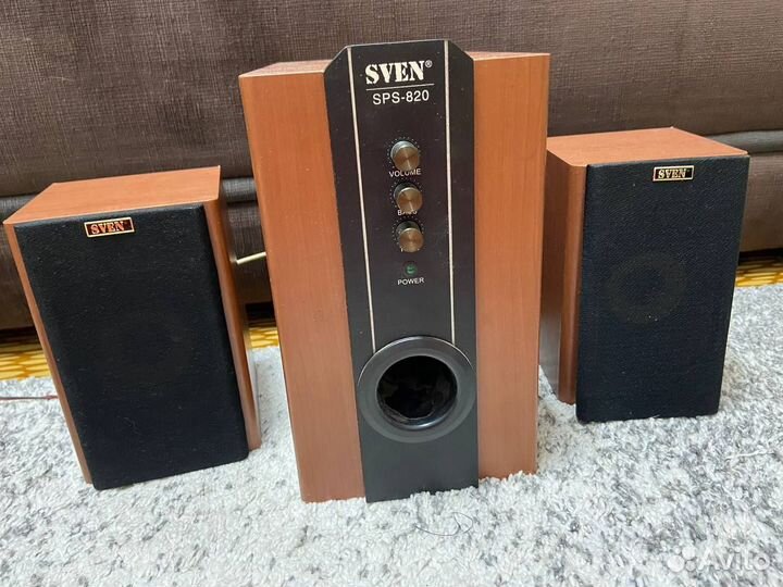Сабвуфер и колонки sven sps820