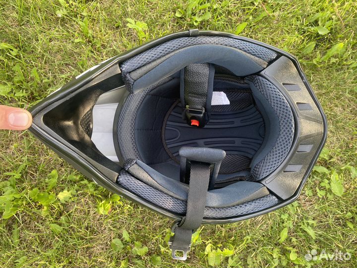 Кроссовый шлем