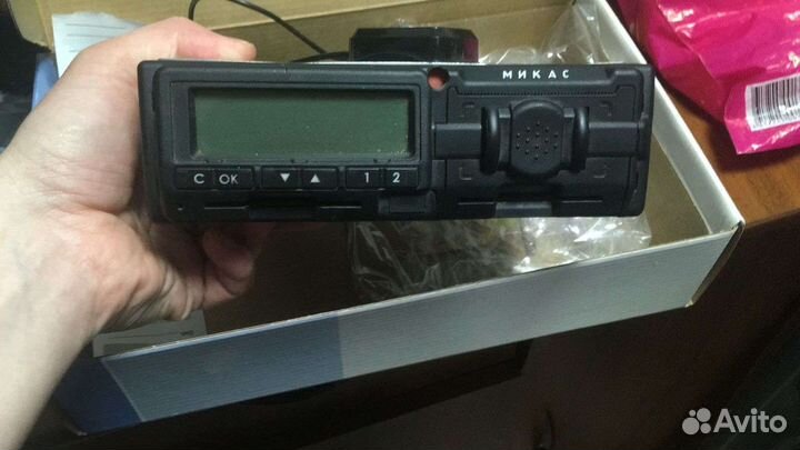Продам тахограф с блокм скзи