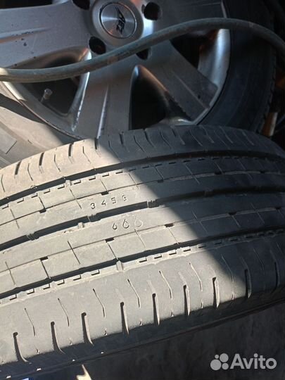 Nokian Tyres Hakka C2 225/65 R16C 140VR