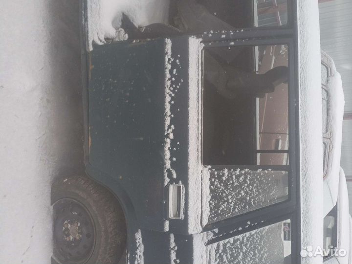 Дверь задняя левая ваз 2104