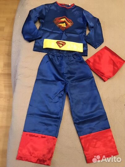 Новогодний костюм супермена