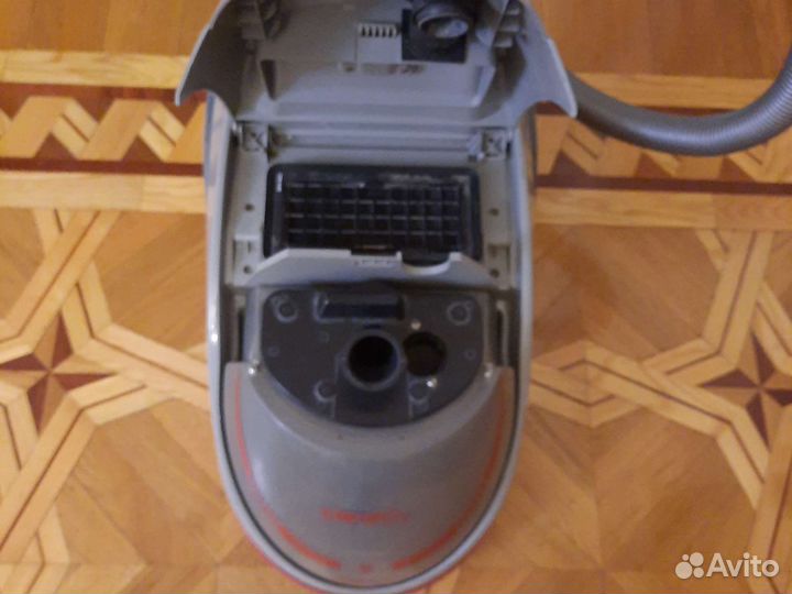 Пылесос Zepter PWC-100