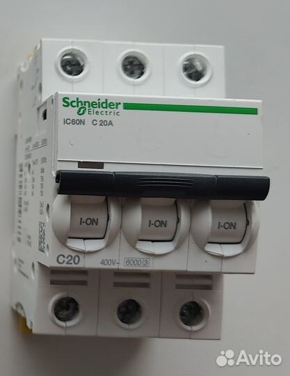 A9F74320, Автоматический выключатель Schneider Ele