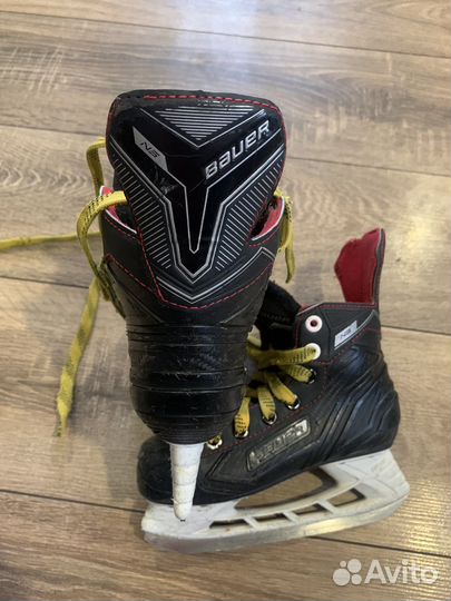 Коньки хоккейные Y13R (рос. 32) Bauer Vapor