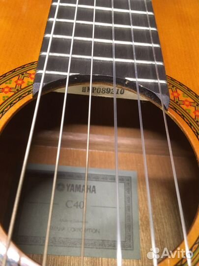 Классическая гитара yamaha c40