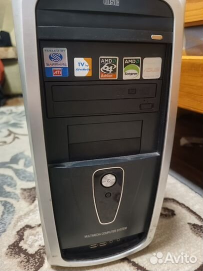 Компьютер с монитором 4 ядра