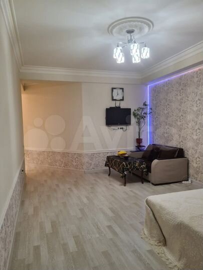 2-к. квартира, 55 м², 8/11 эт.