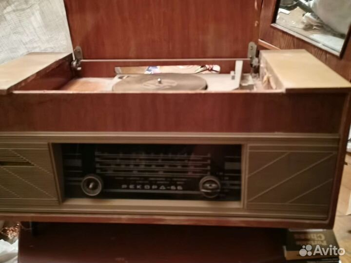 Радиола рекорд 66