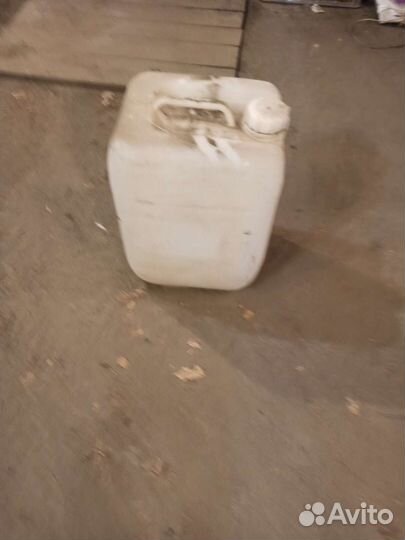 Канистра пластиковая 20 литров