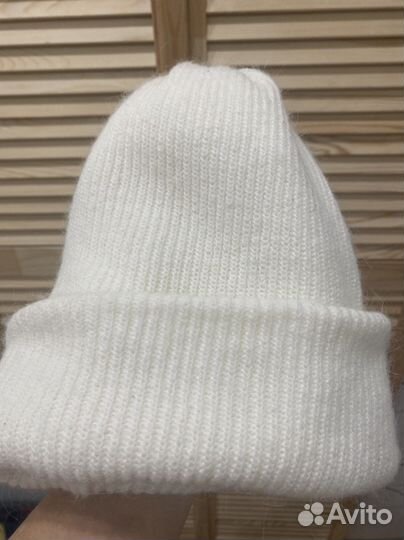 Шапка бини с ангорой