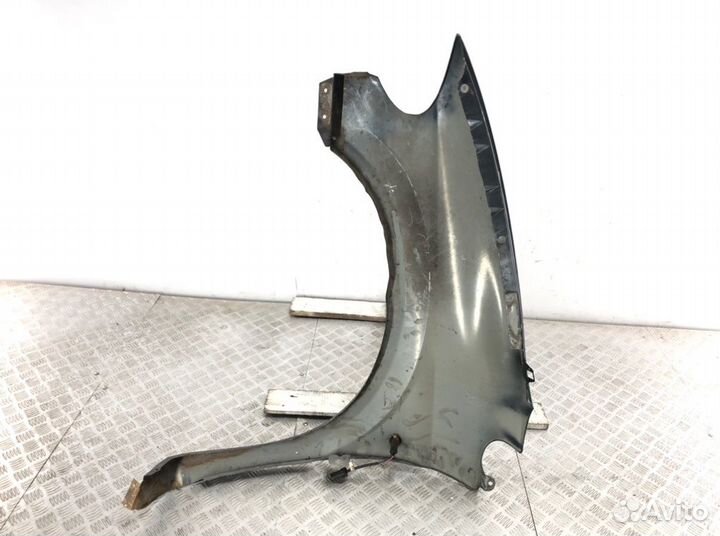 Крыло Chrysler Voyager (2001-2007)