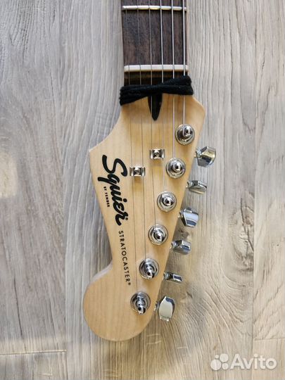 Fender squier bullet stratocaster