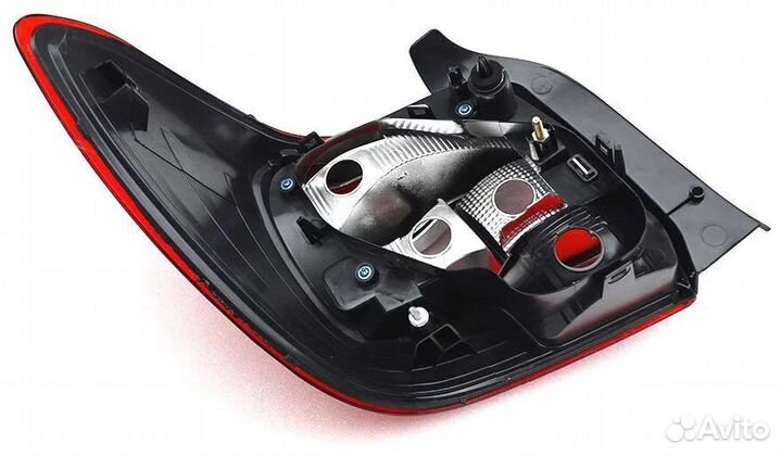 Фонарь задний левый на renault logan 2